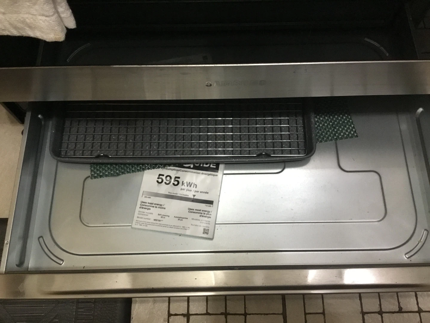 Samsung 30 inch Electric Range - photo 5