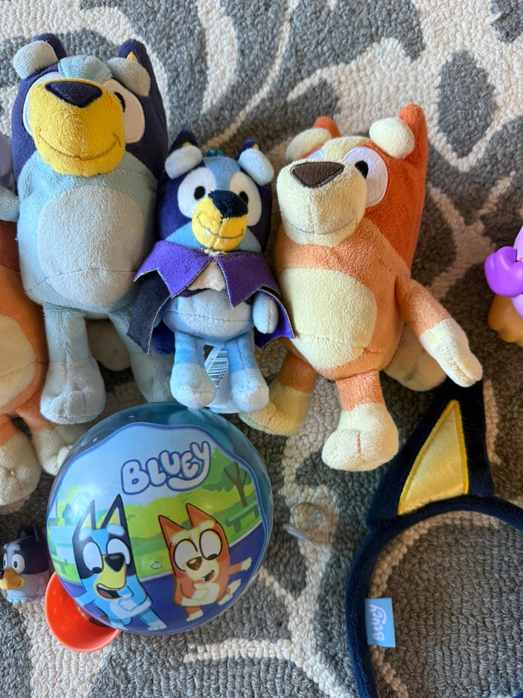 Bluey Toys and Accessories Bundle - photo 3