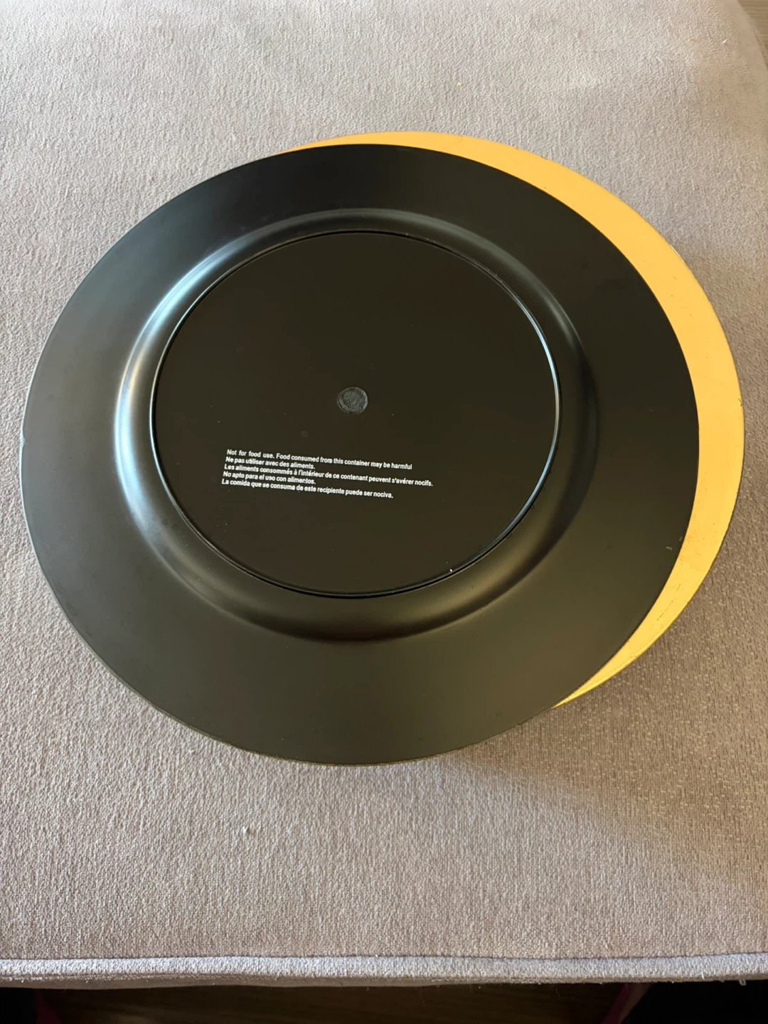 Set of Gold Charger Plates - photo 4