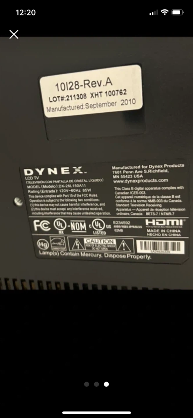 Dynex 26-inch LCD TV - photo 2
