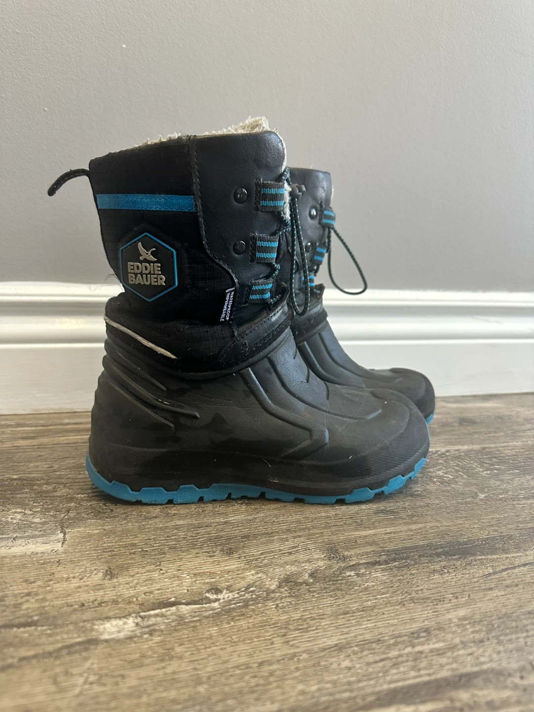 Eddie Bauer Kids Winter Boots - Size 13 - photo 2