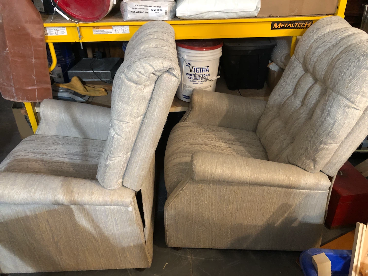 Set of Two Beige Recliner Chairs - photo 2