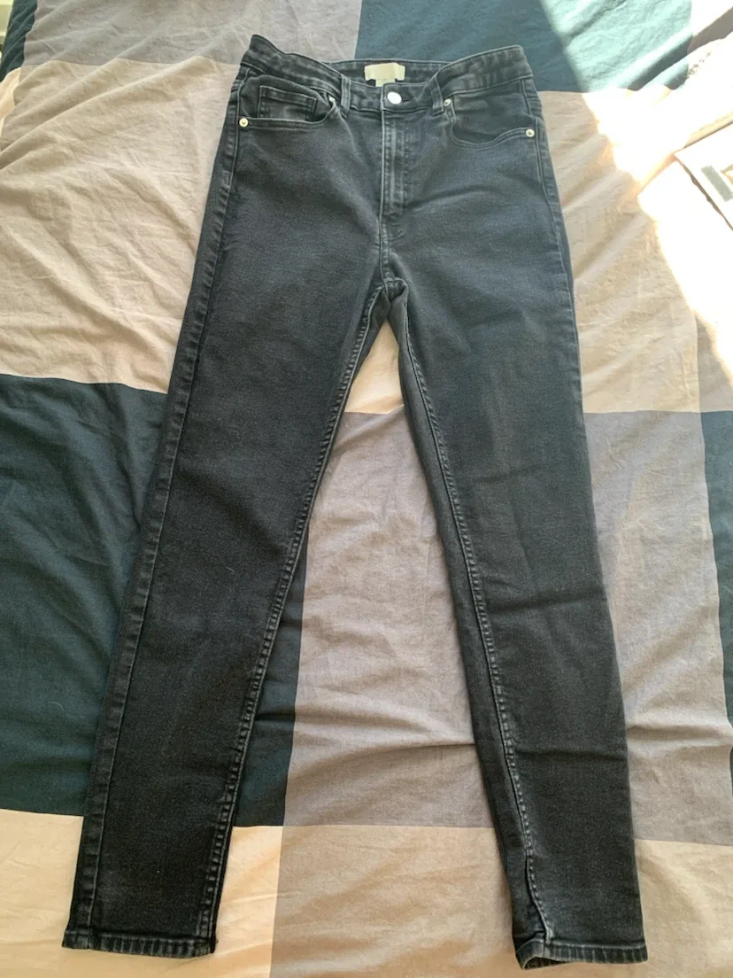 H&M Black Denim Jeans Size 12 - photo 3