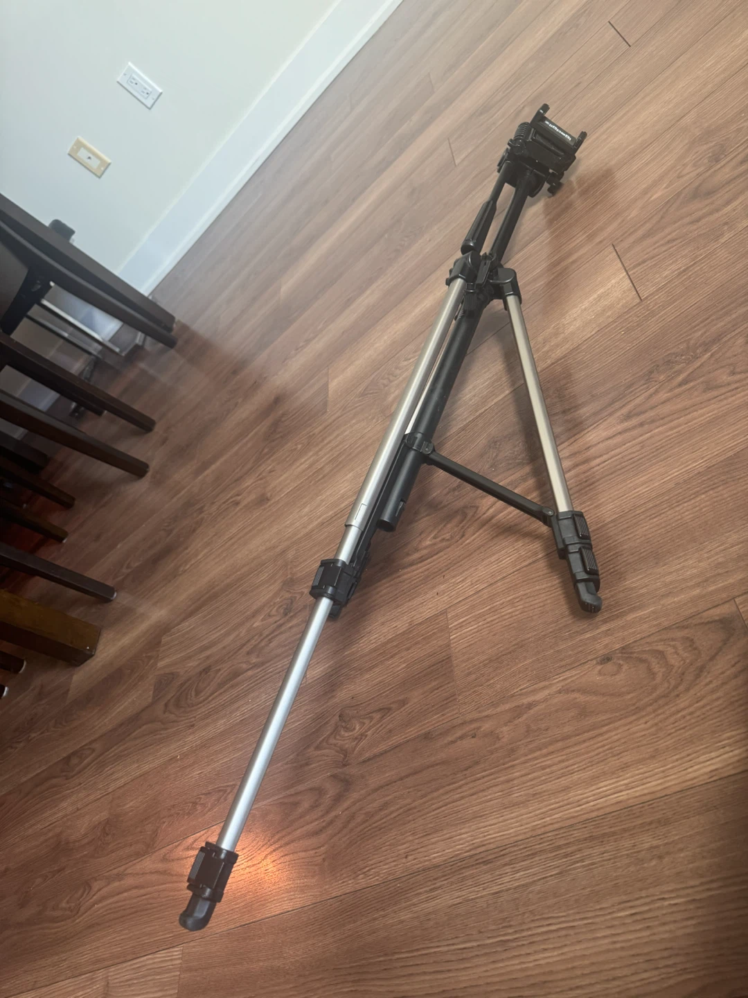 Free Velbon Tripod – Great for Someone Handy! - photo 2