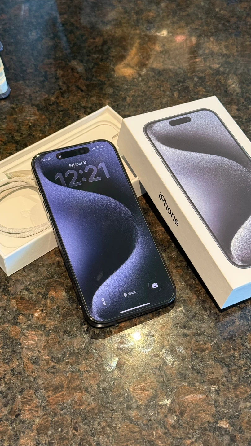 Apple iPhone 15 Pro 128GB Blue Titanium