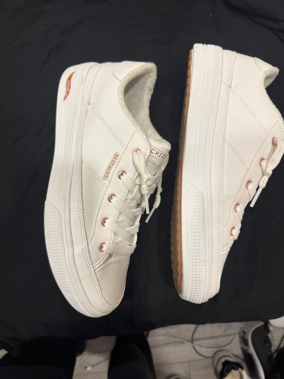 Number 9   Skechers Arch Fit White Sneakers