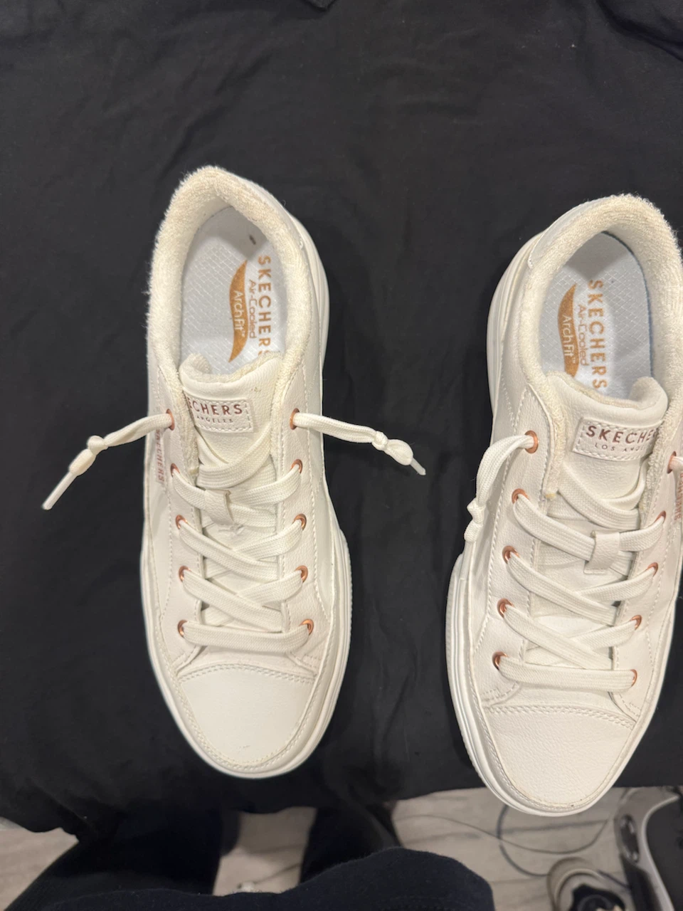 Number 9   Skechers Arch Fit White Sneakers - photo 2