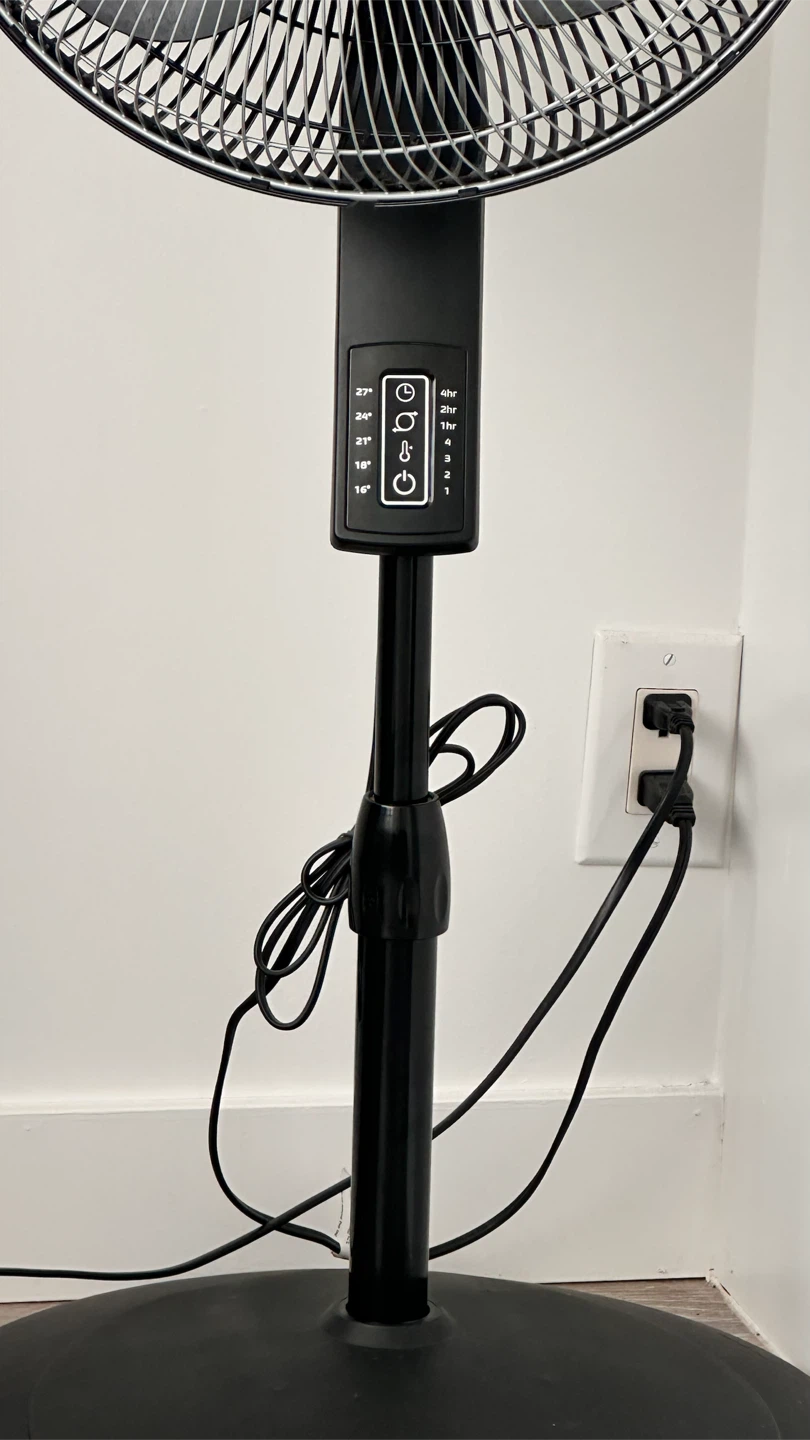 Lasko tilt-back oscillating pedestal fan - photo 2