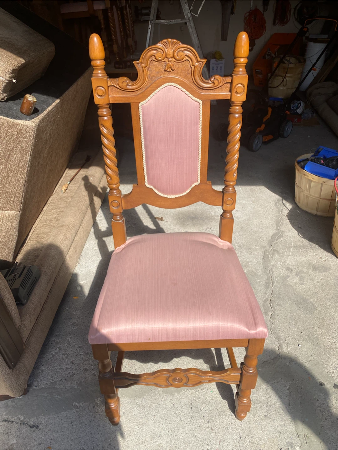 6 Vintage Wooden Dining Chair with Pink Fabric