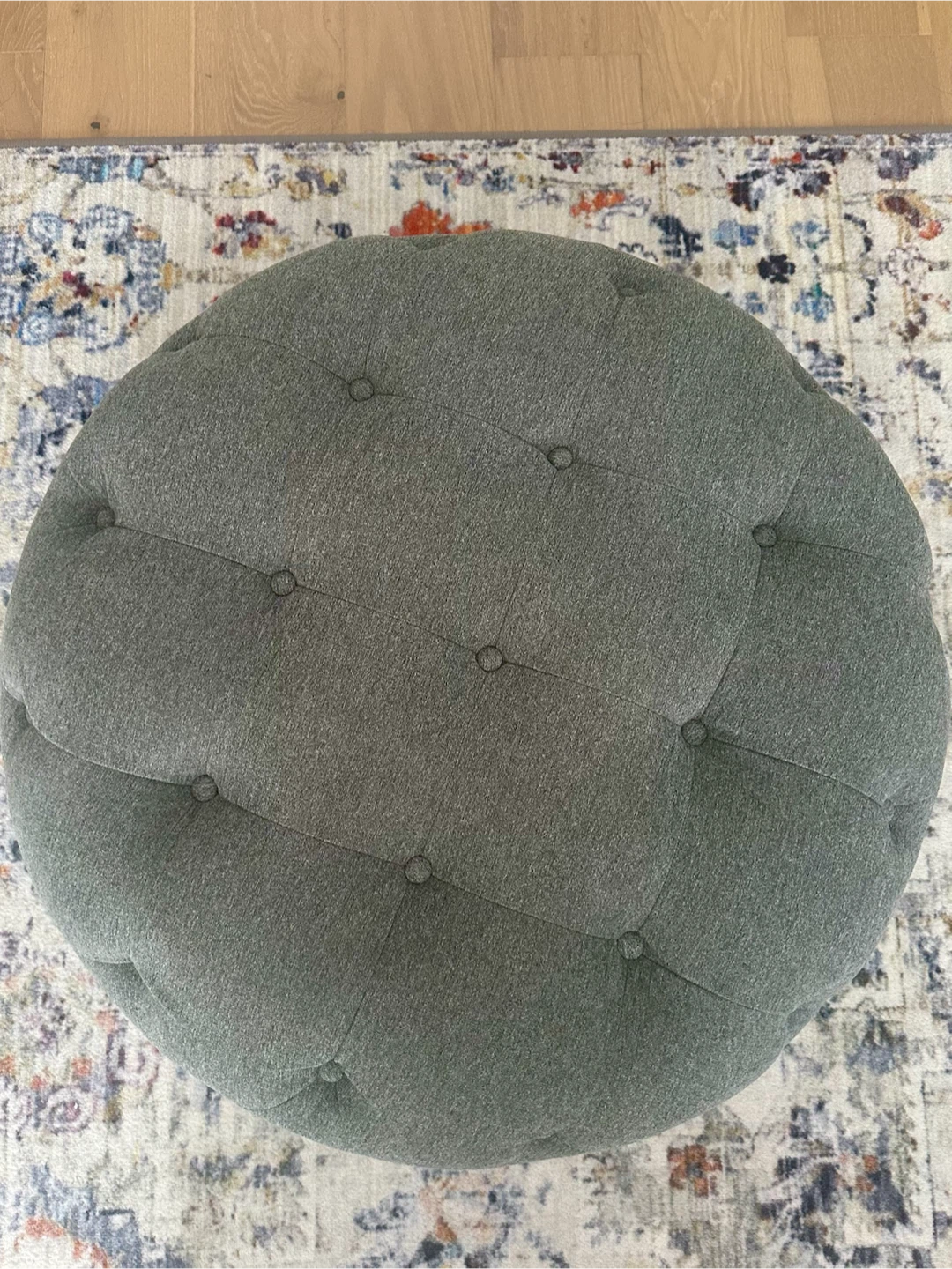 Grey Round Tufted Ottoman – Urban Barn – Excellent Condition - photo 2