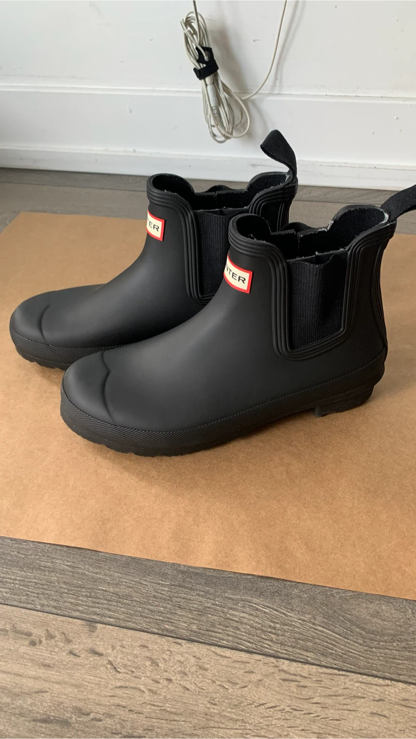 Hunter Chelsea Boots Black, size US8 - photo 2