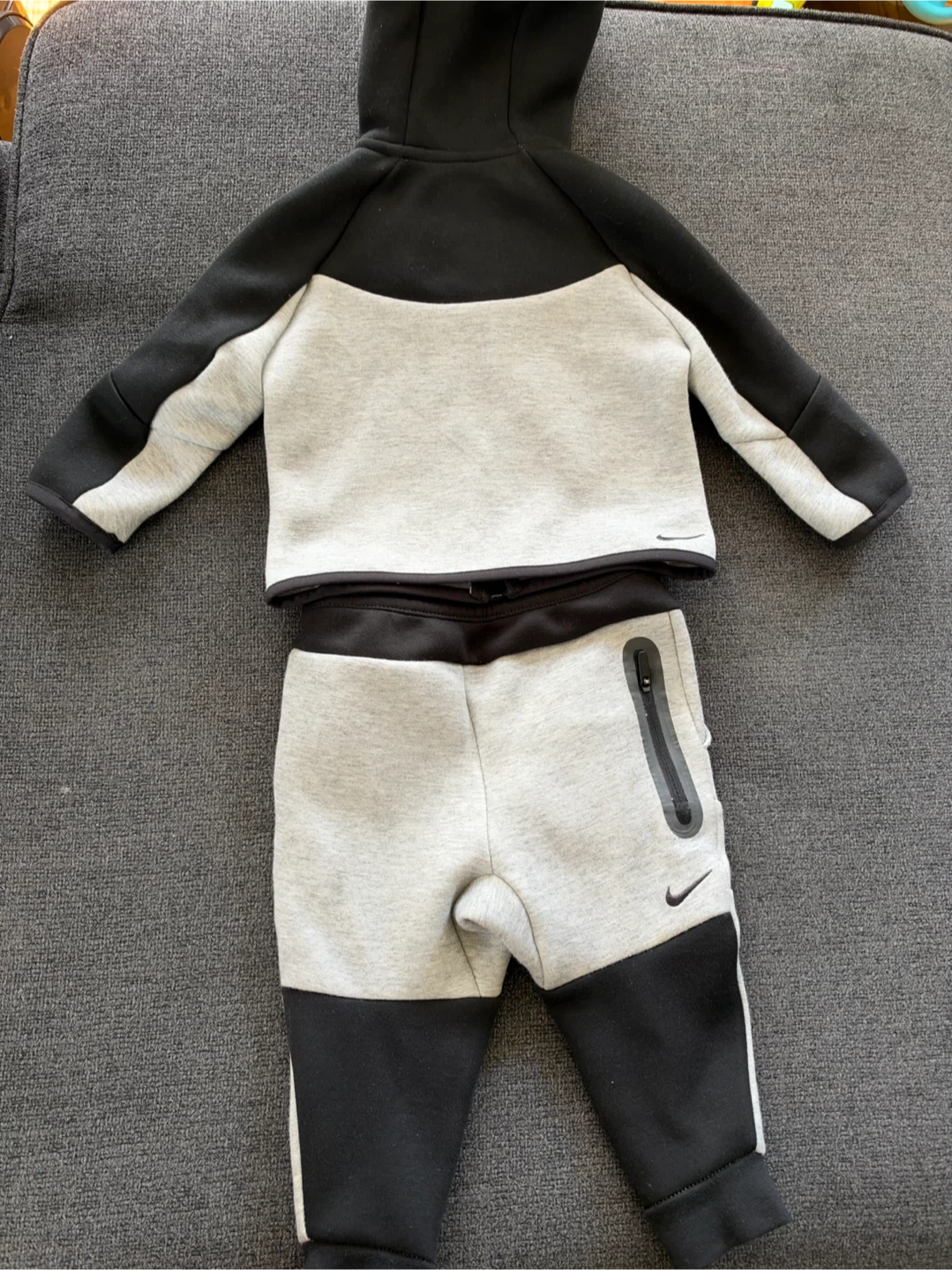 Nike Tech Fleece Tracksuit 12months unisex - photo 2