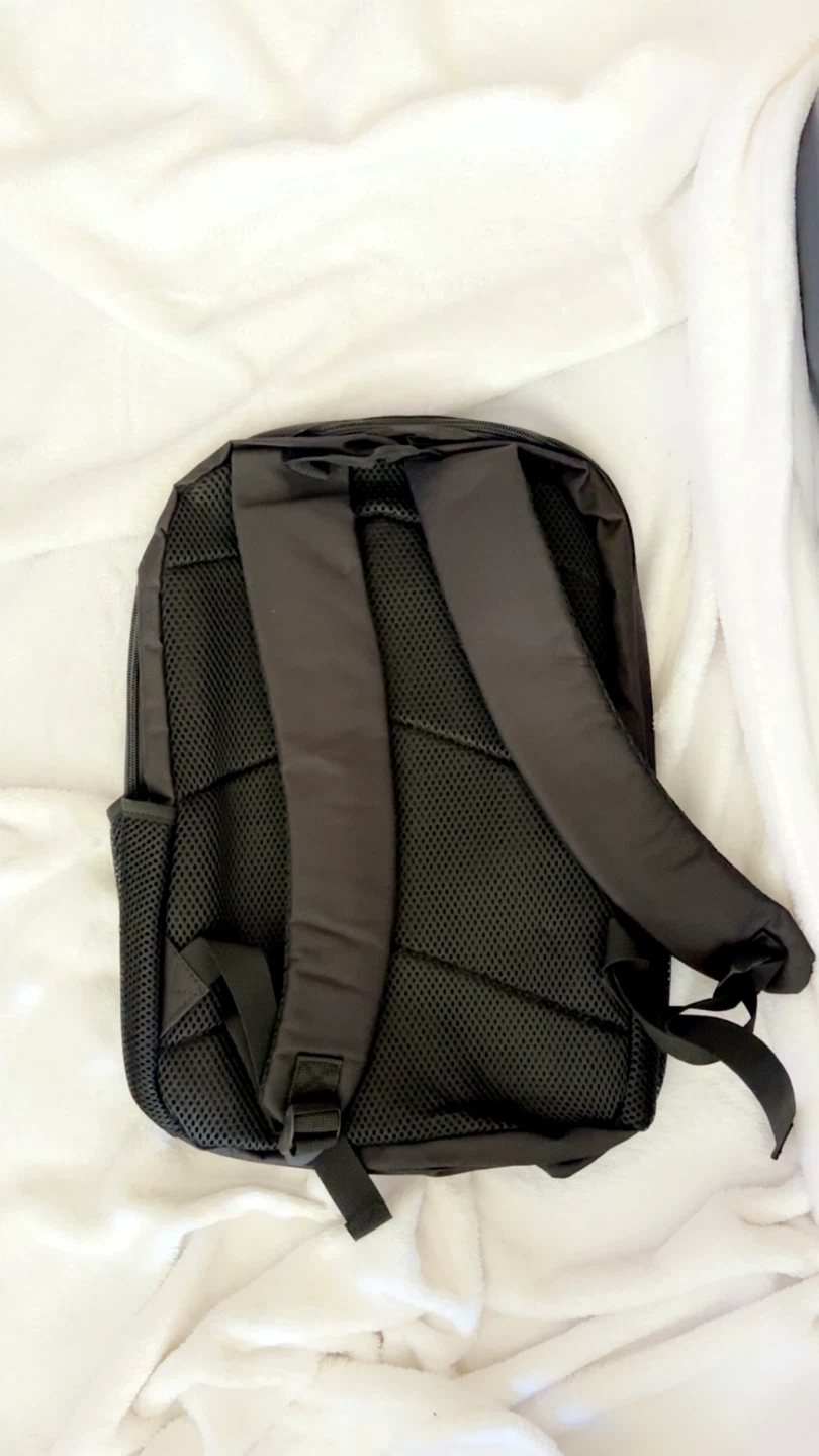 Hello Kitty Backpack - photo 2