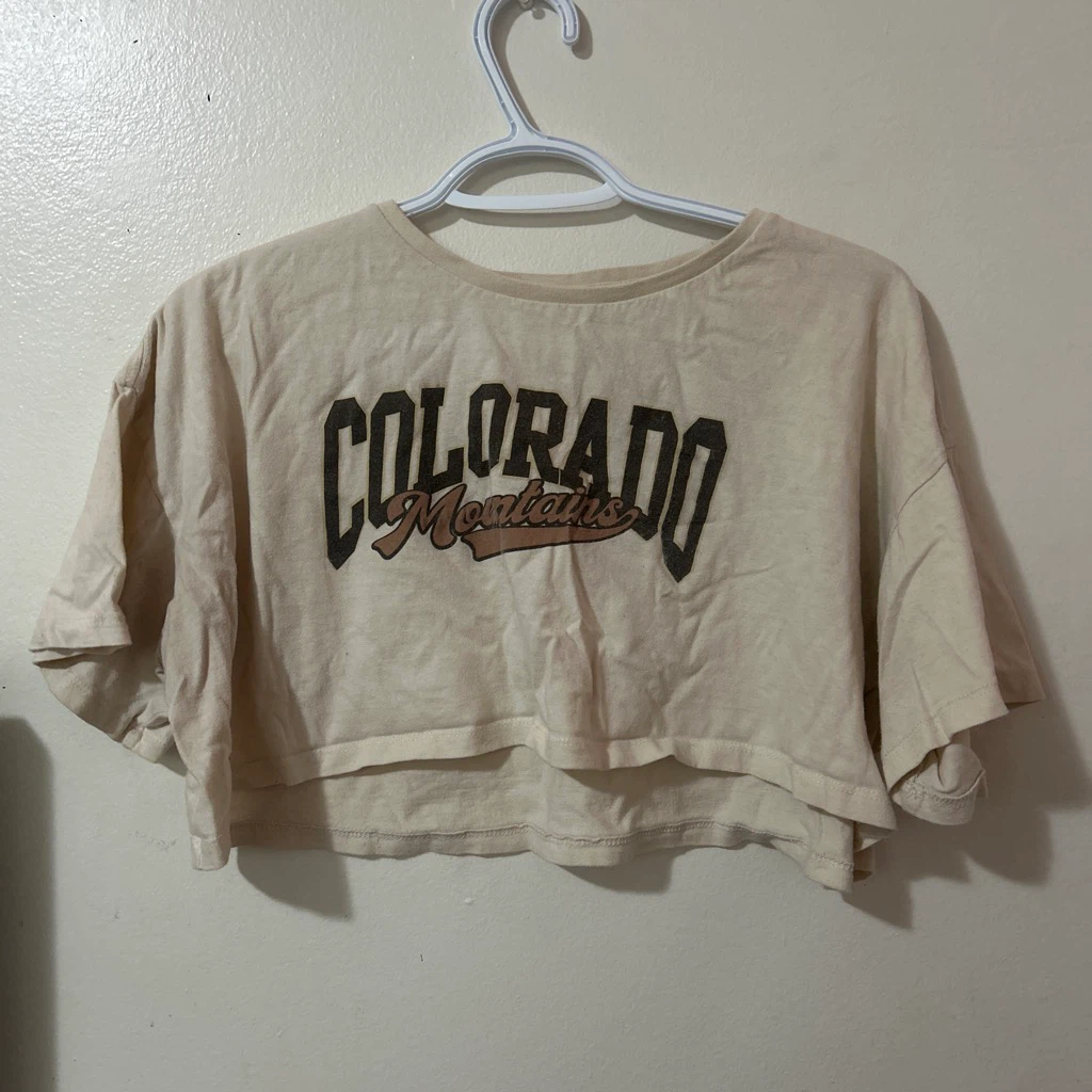 Colorado Mountains graphic crop top