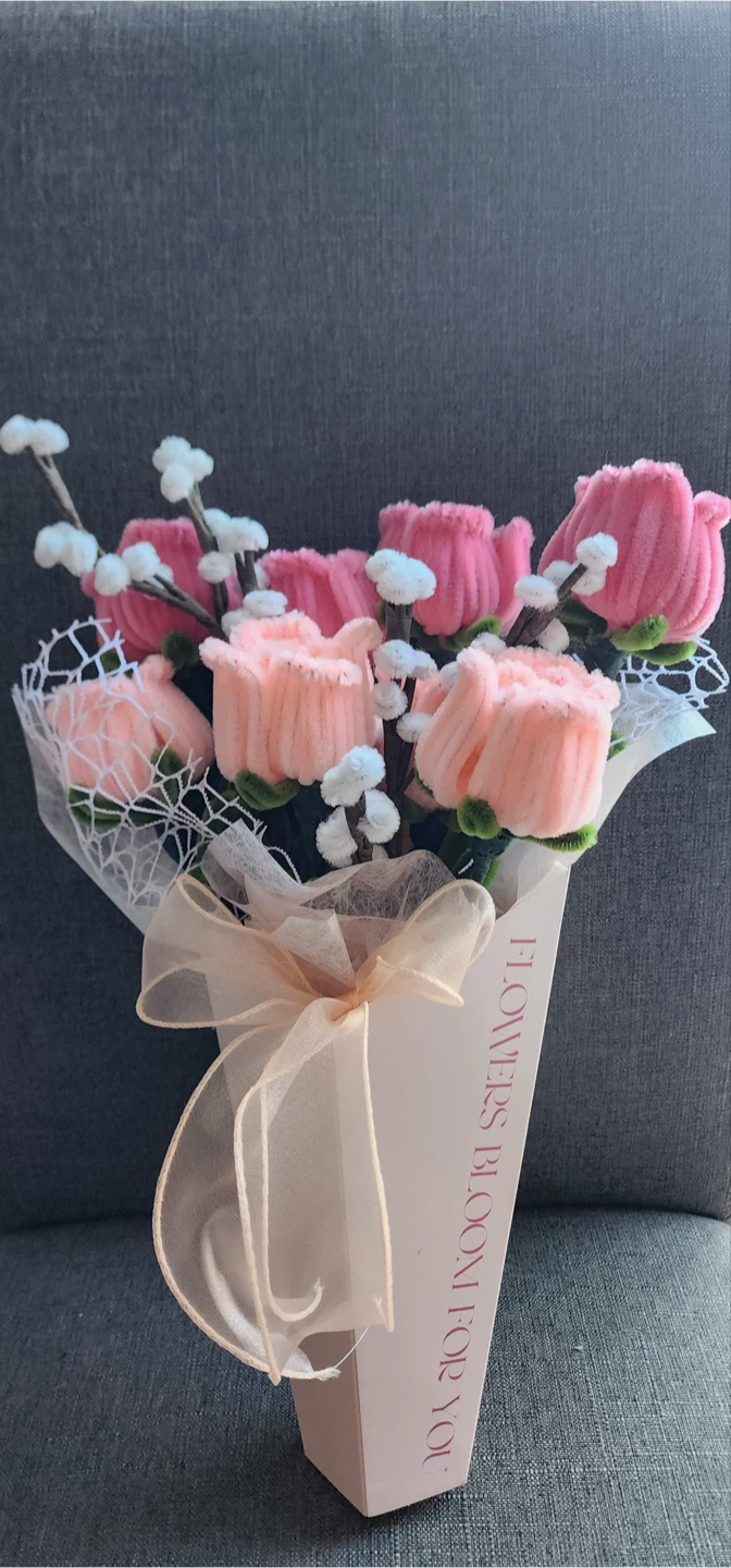 Handmade Pipe Cleaner Flower Bouquets - photo 5