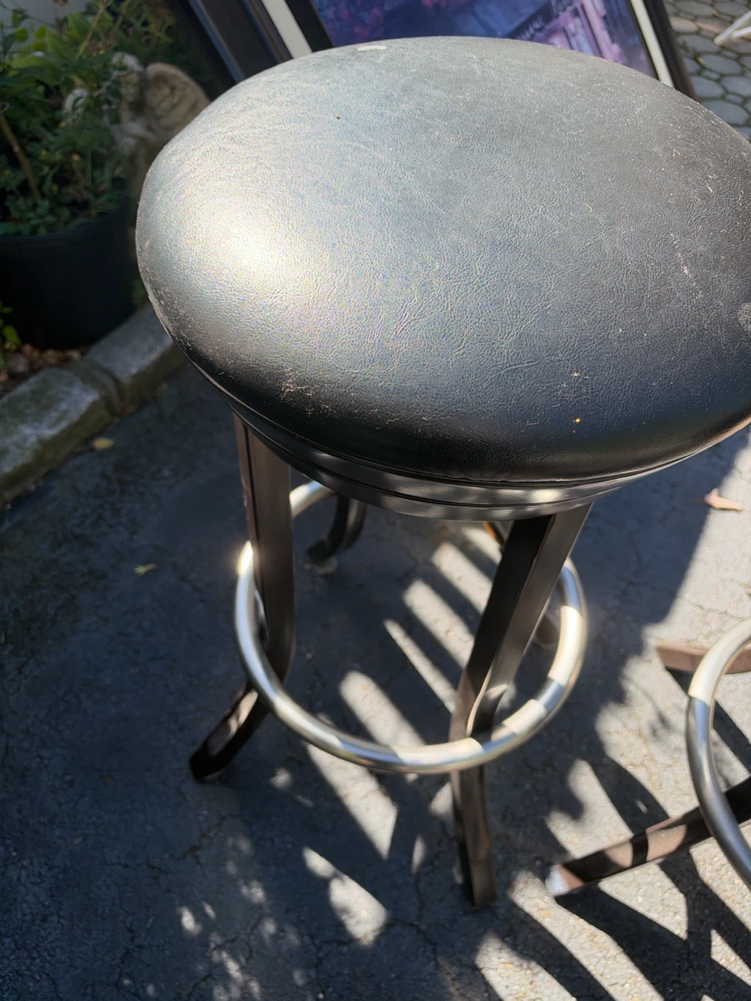 Set of Two Swivel Bar Stools - photo 2
