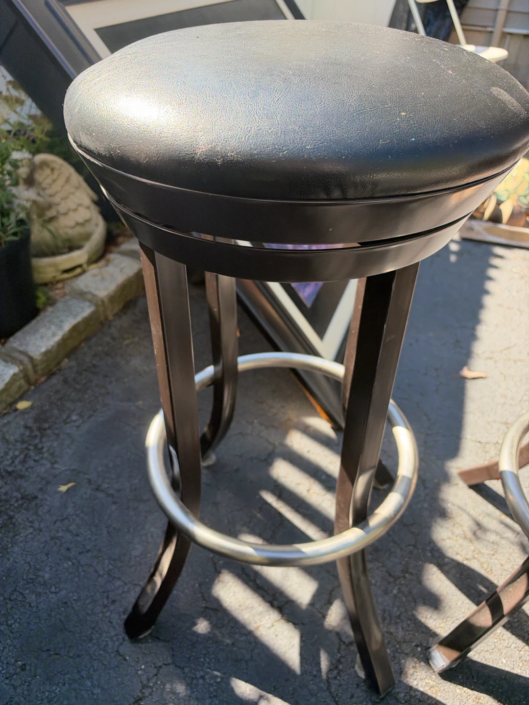 Set of Two Swivel Bar Stools - photo 3