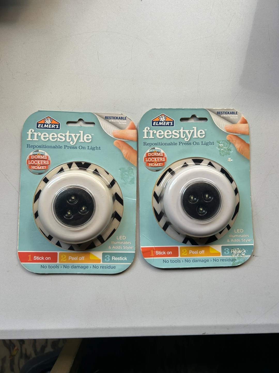 2 New Elmer's Freestyle Repositionable Press On LED Lights