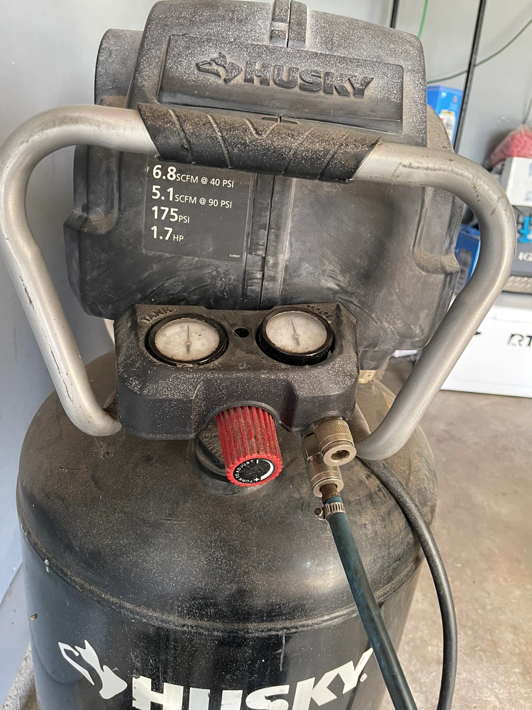 Air Compressor - photo 3
