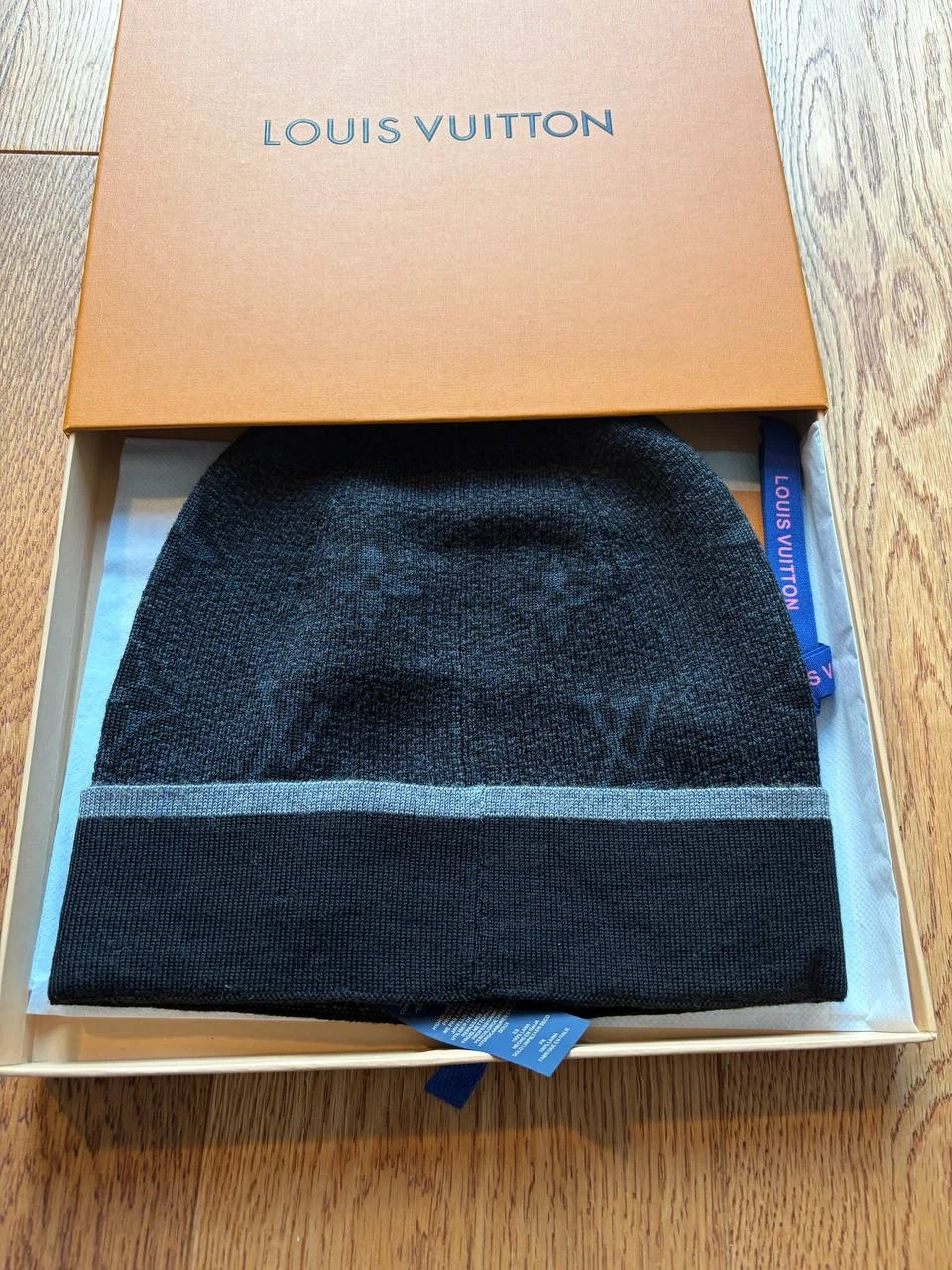 Louis Vuitton Grey Wool Knit Beanie – With Box - photo 3