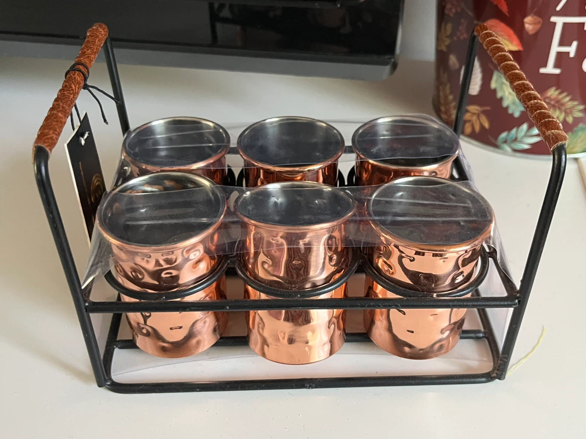 Set of 6 Copper Hammered Cups with Holder - photo 3