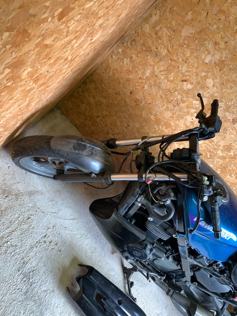 Kawasaki Motorcycle for Parts - photo 4