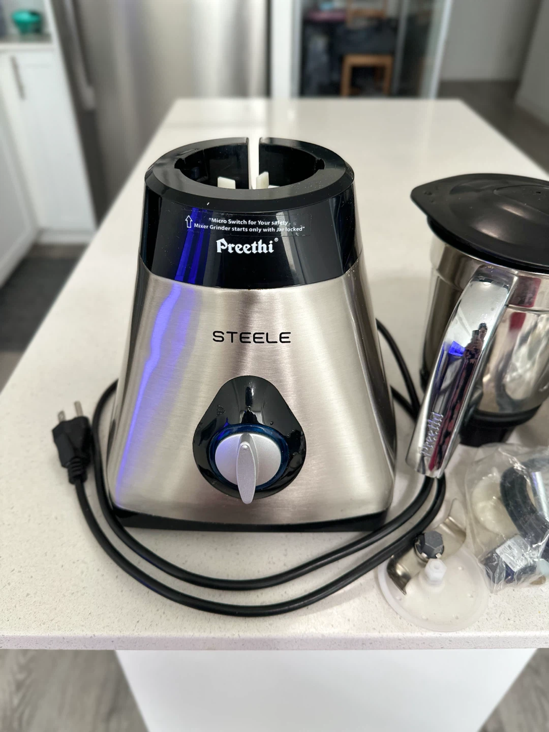 Preethi stainless steel mixer - photo 3