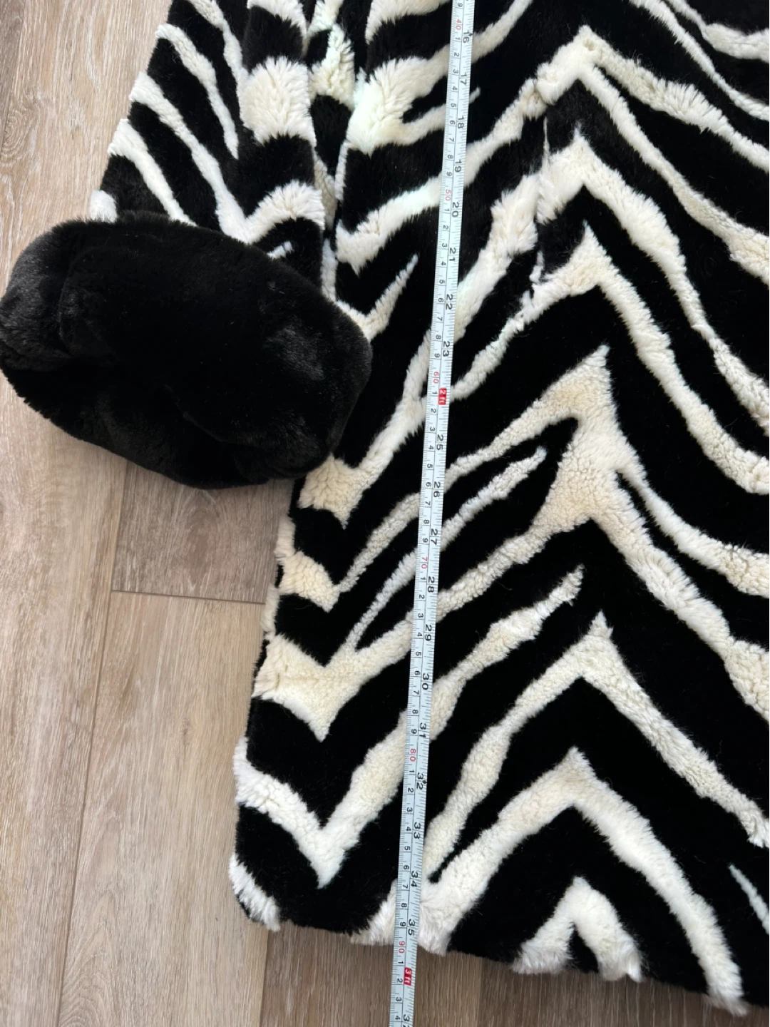 VINTAGE CANADIAN Zebra Print Faux Fur Coat S/M - photo 5