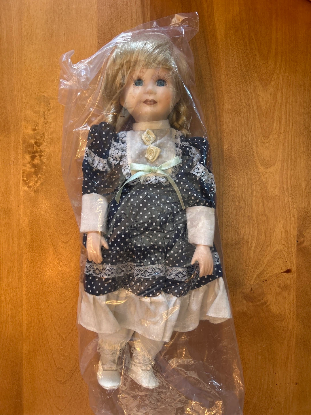 Vintage Porcelain Doll in Original Box - photo 2