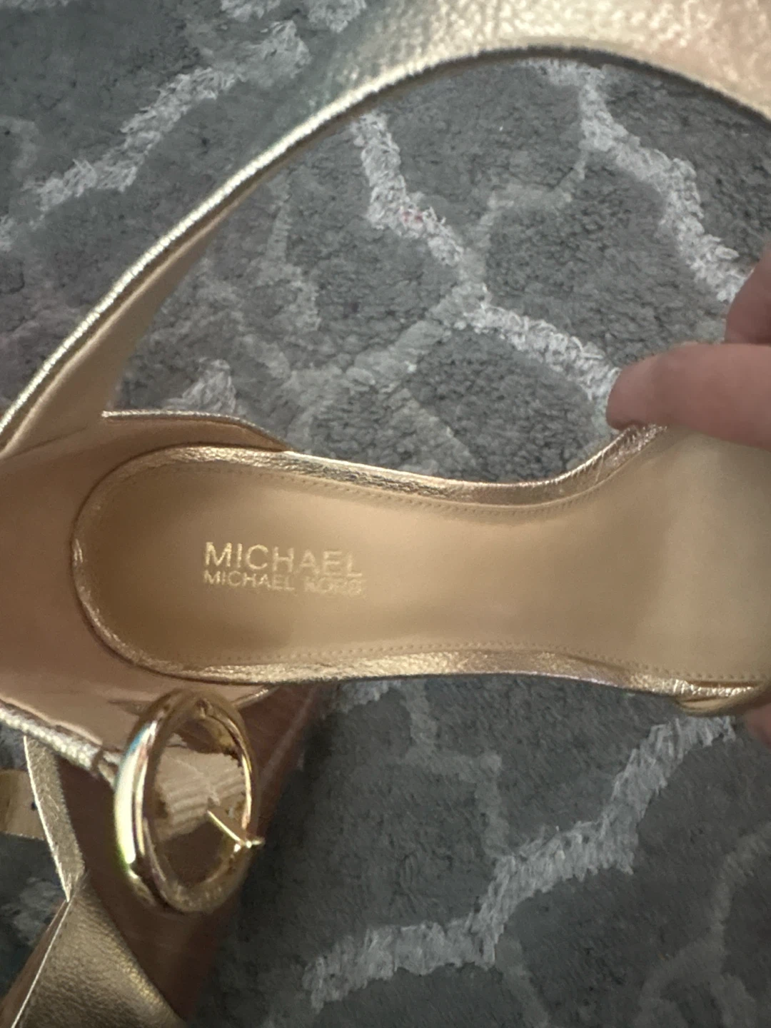 Michael Kors gold wedge sandals - photo 5