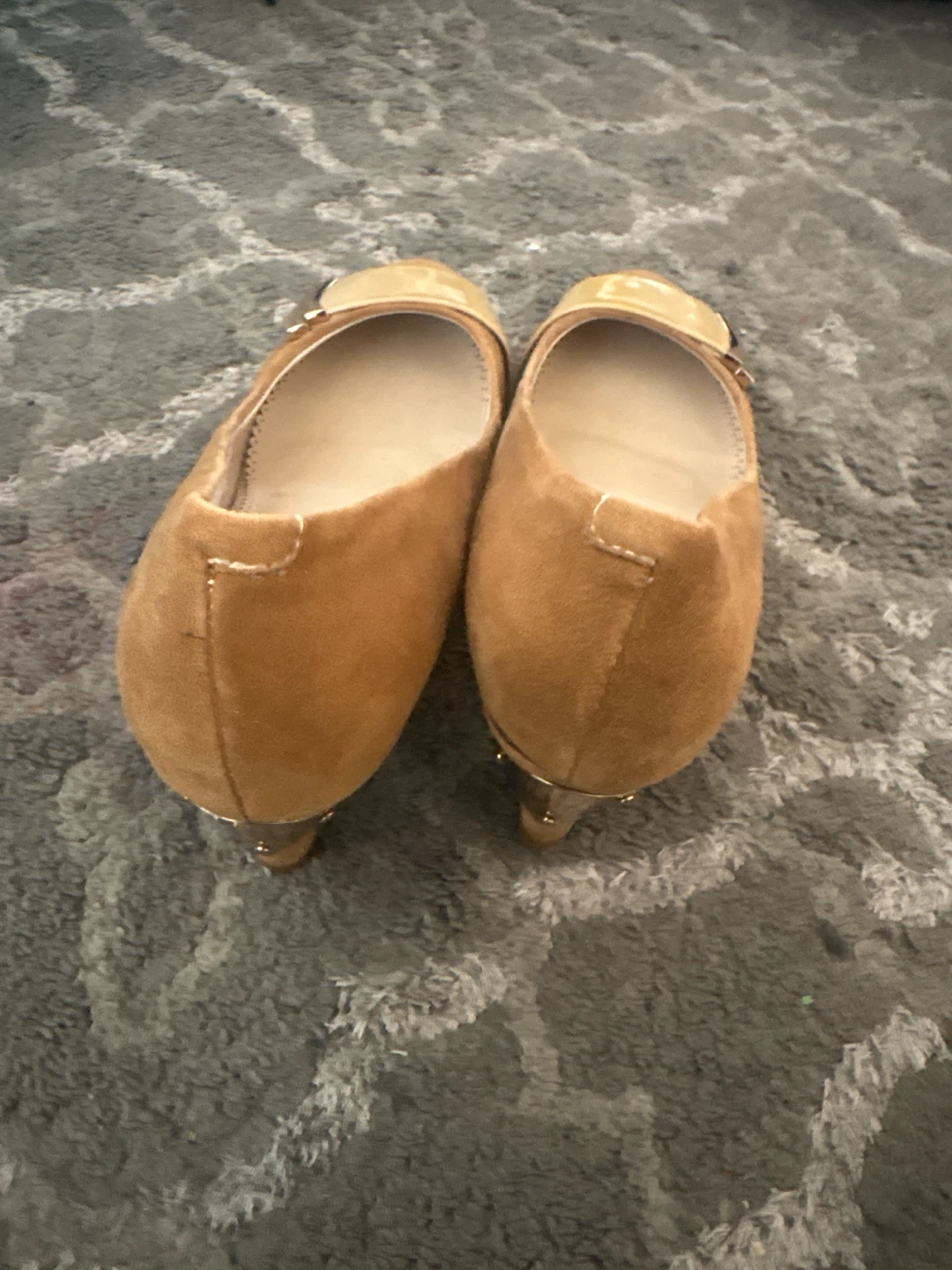 Fondberyl Tan Suede Kitten Heels - photo 4