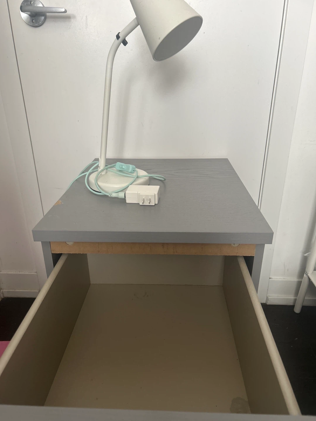 Ikea lamp and 2-drawer chest grey - photo 3