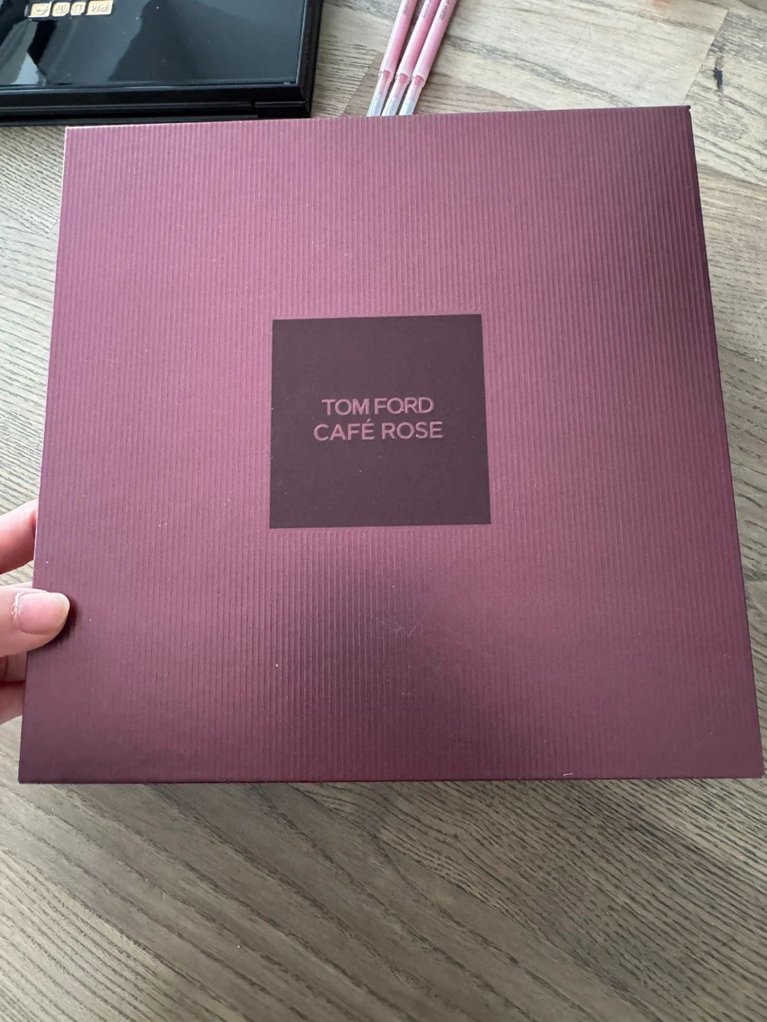 Tom Ford Cafe Rose gift box - photo 3
