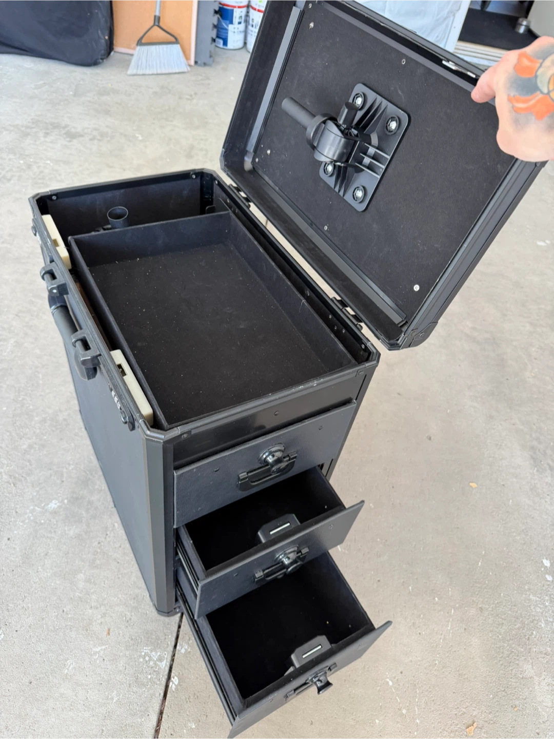 Portable Black Tattoo Travel Workstation Case - photo 2