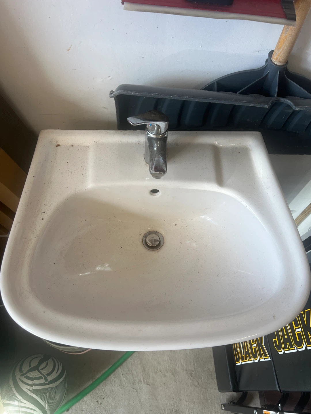White Pedestal Bathroom Sink - photo 2