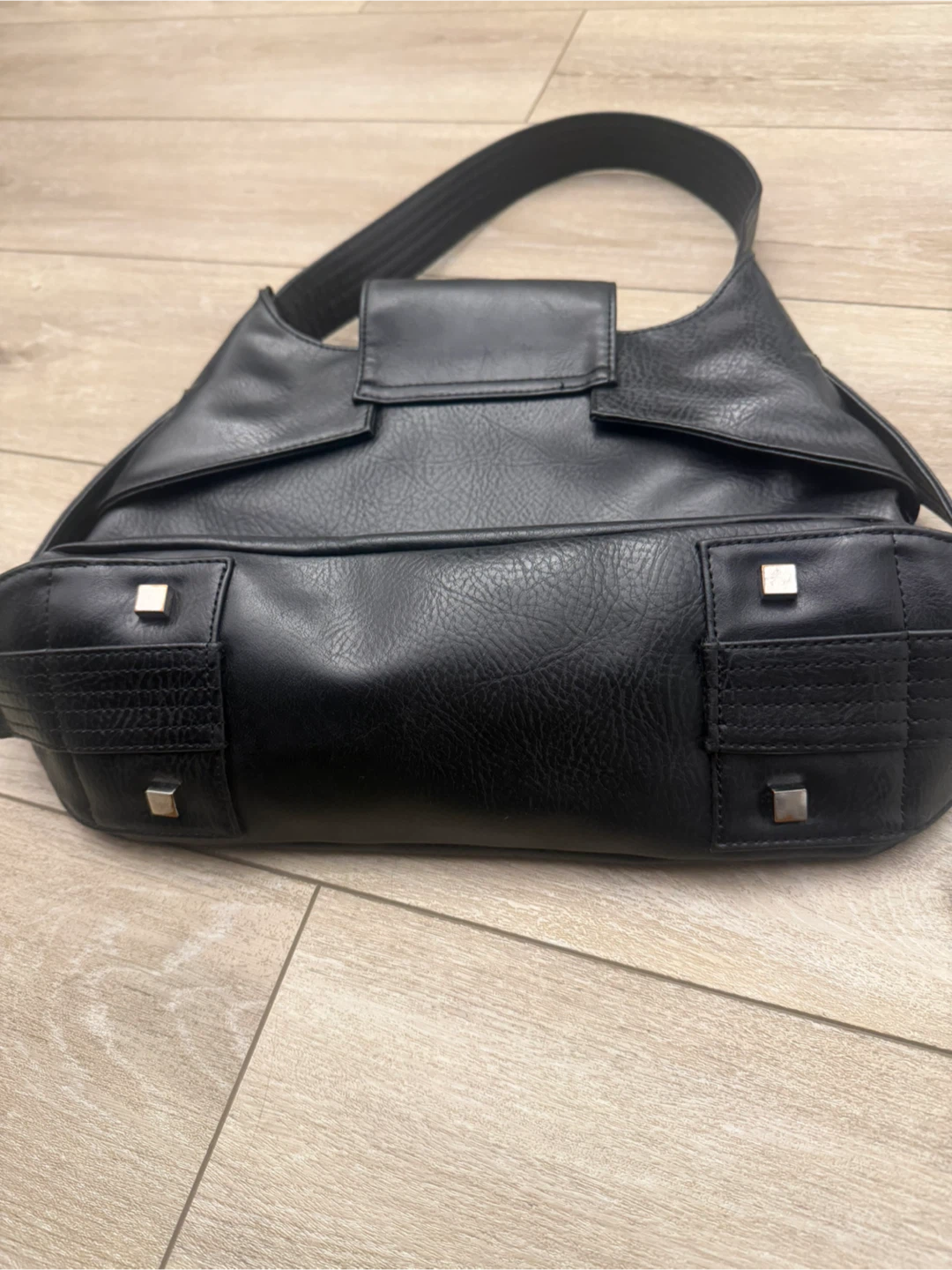 Matt & Nat black vegan leather hobo bag - photo 3
