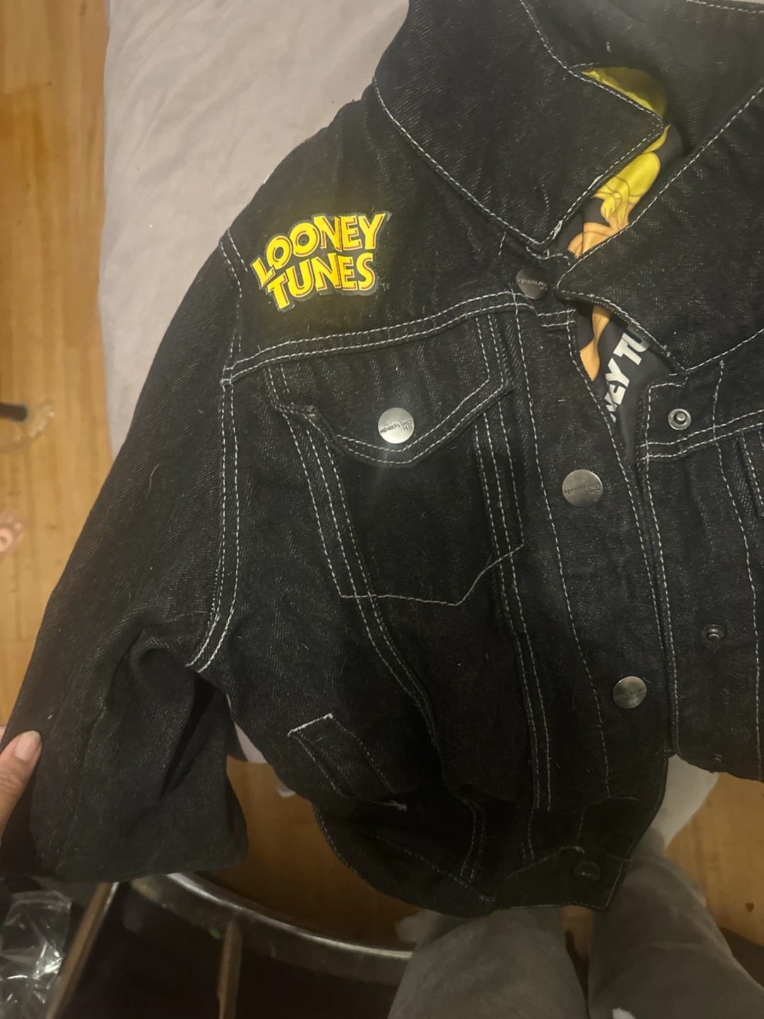 Members Only Looney Tunes Denim Jacket - photo 3