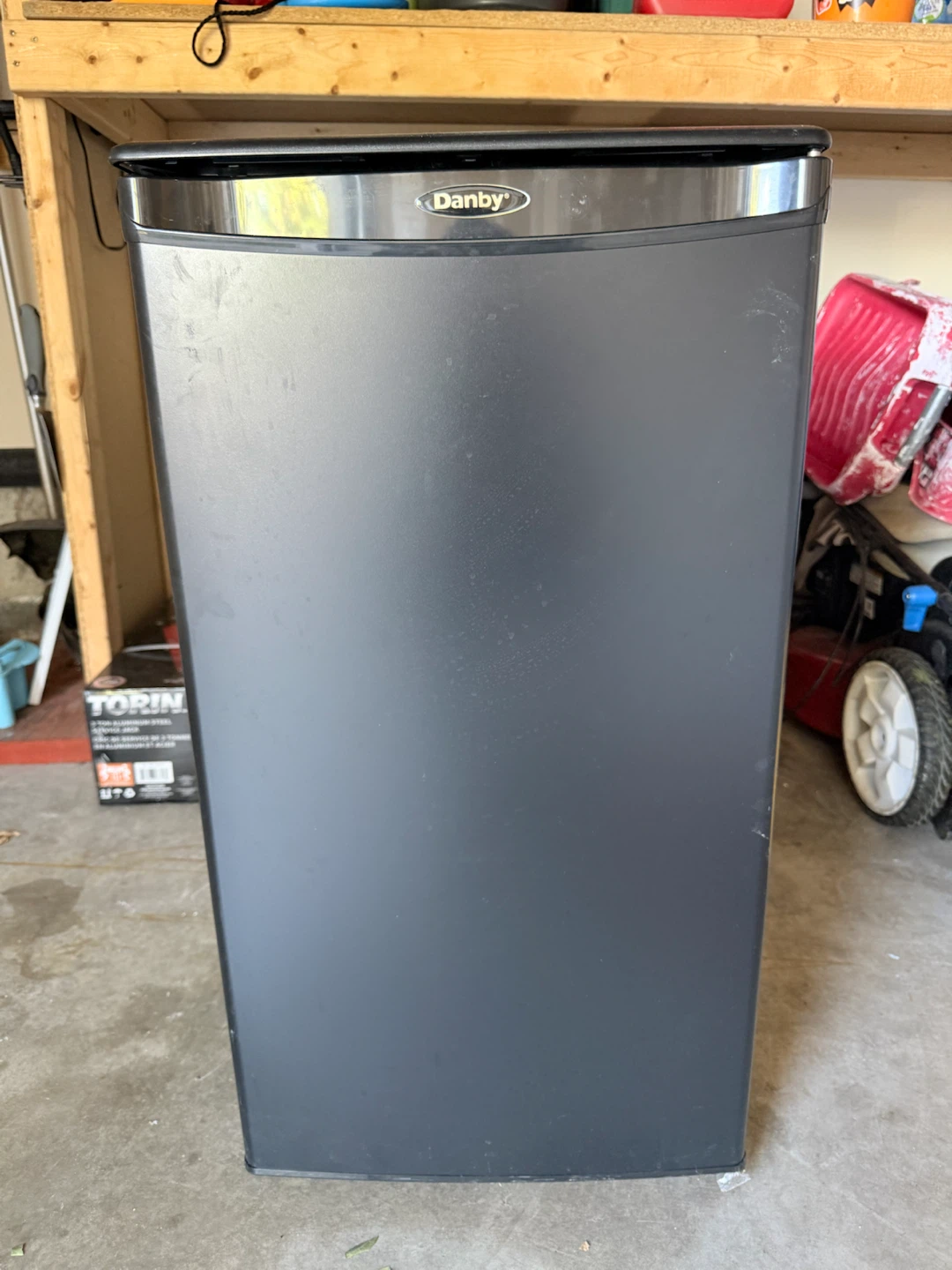 Danby Compact Mini Fridge Black