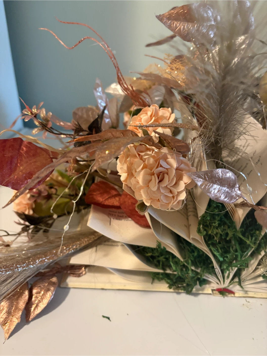 Handmade Christmas Book Bouquet - photo 2