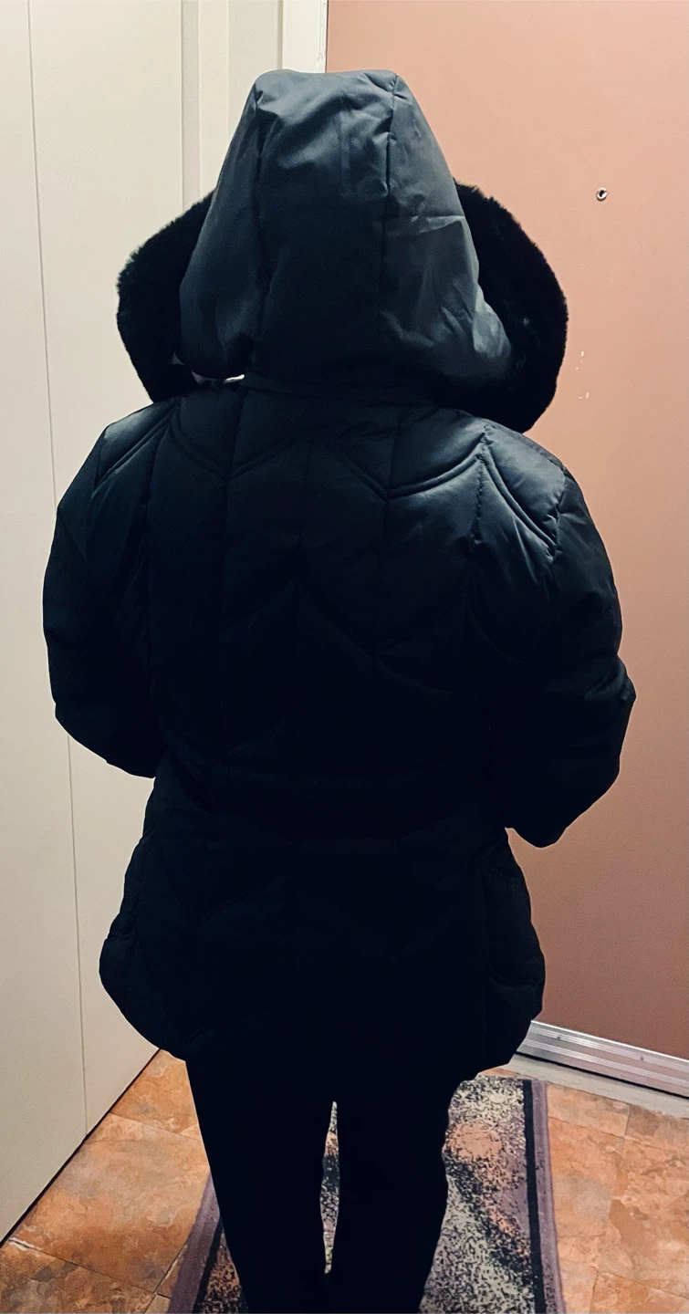 Black Women's Quilted Puffer Jacket with Faux Fur Hood - photo 3