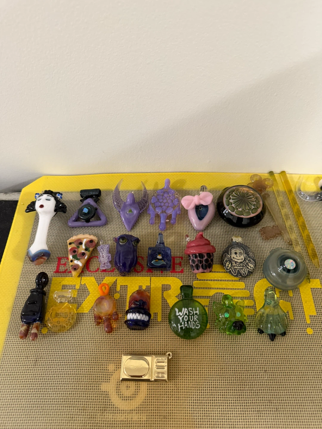 Glass heady pendants