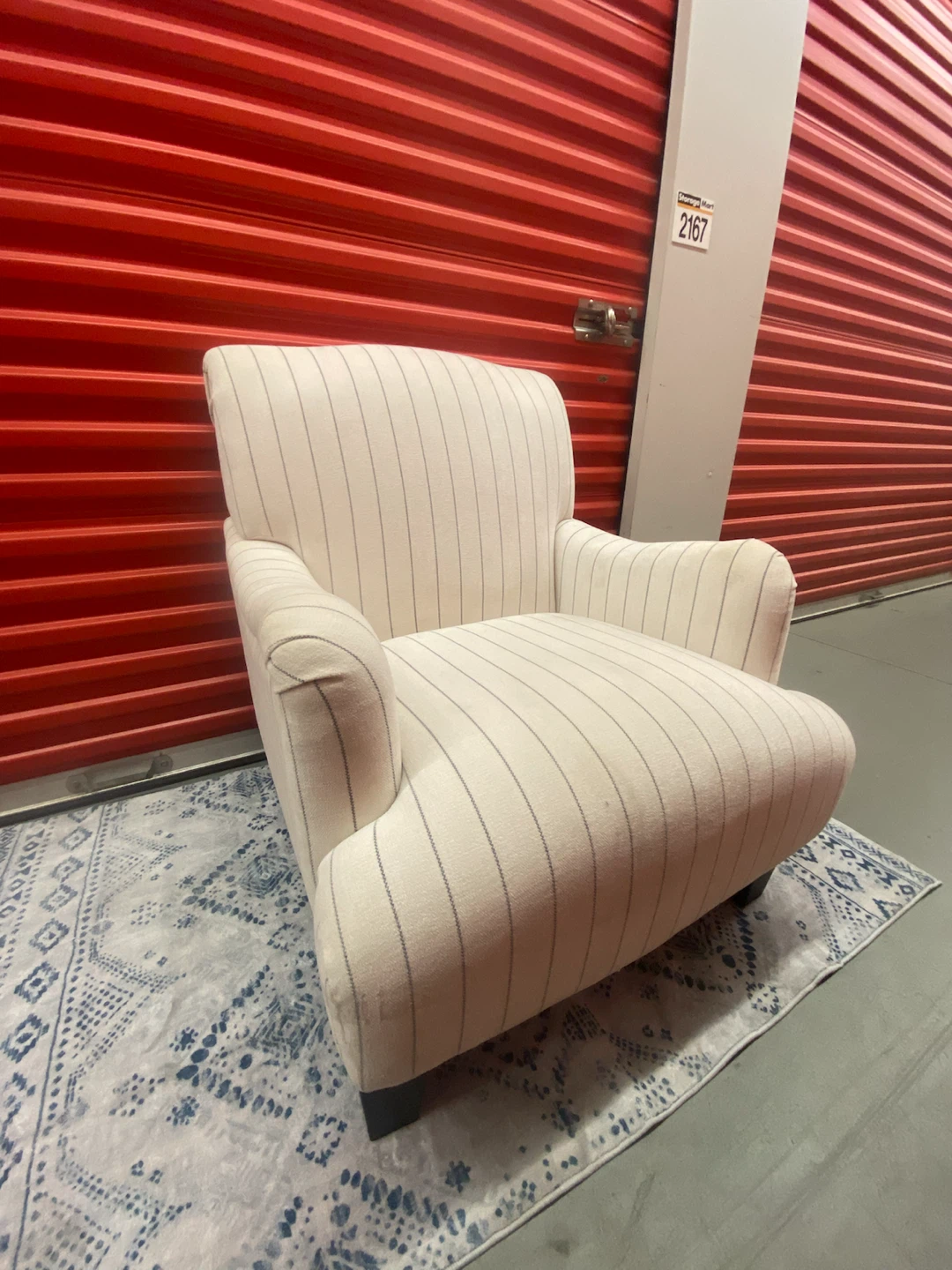 Classic Striped Accent Armchair - photo 3