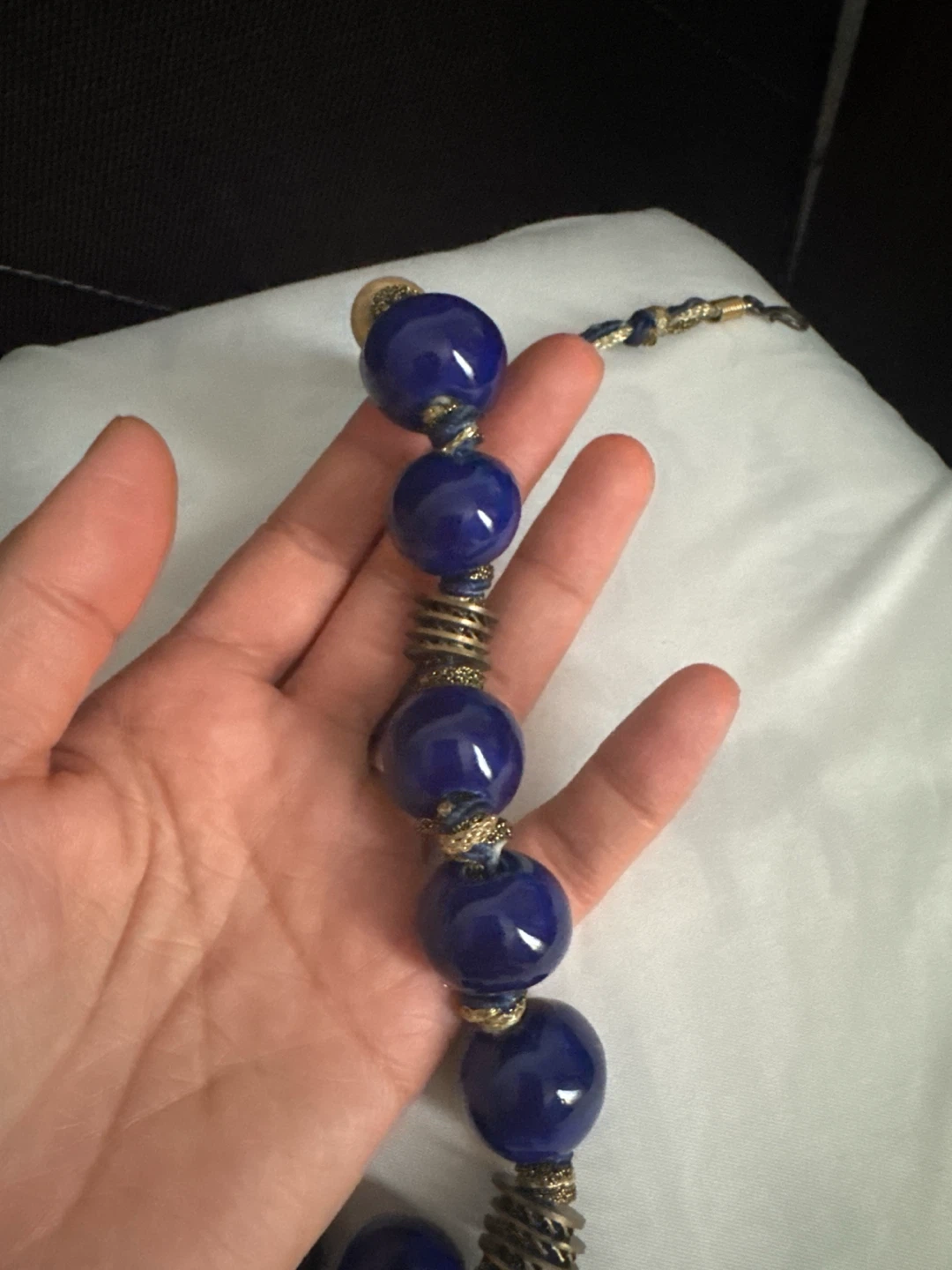 Blue beaded statement necklace - photo 2