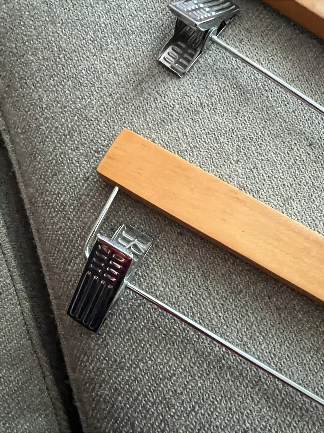 Set of 7 Wooden Pant and Skirt Hangers - photo 3