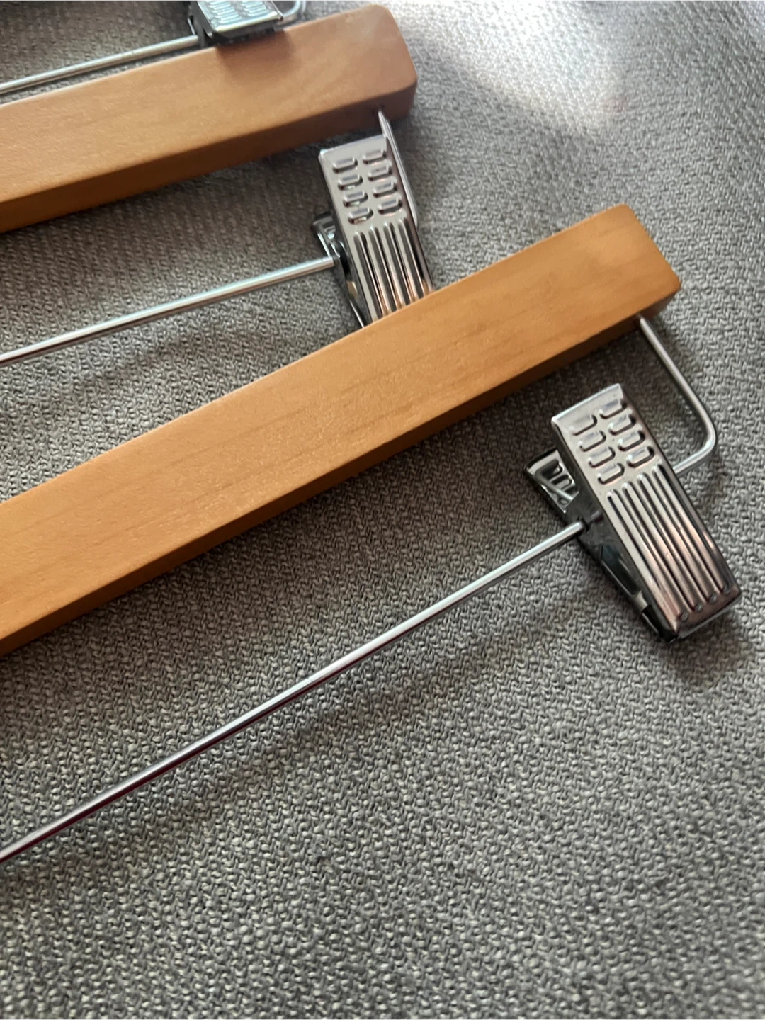 Set of 7 Wooden Pant and Skirt Hangers - photo 5