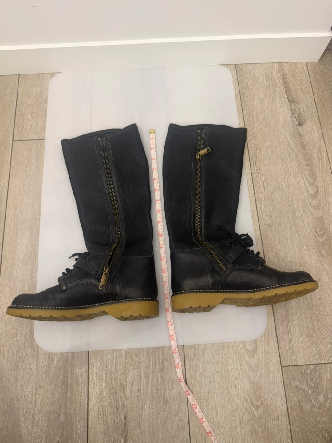 See By Chloe black leather boots - photo 3