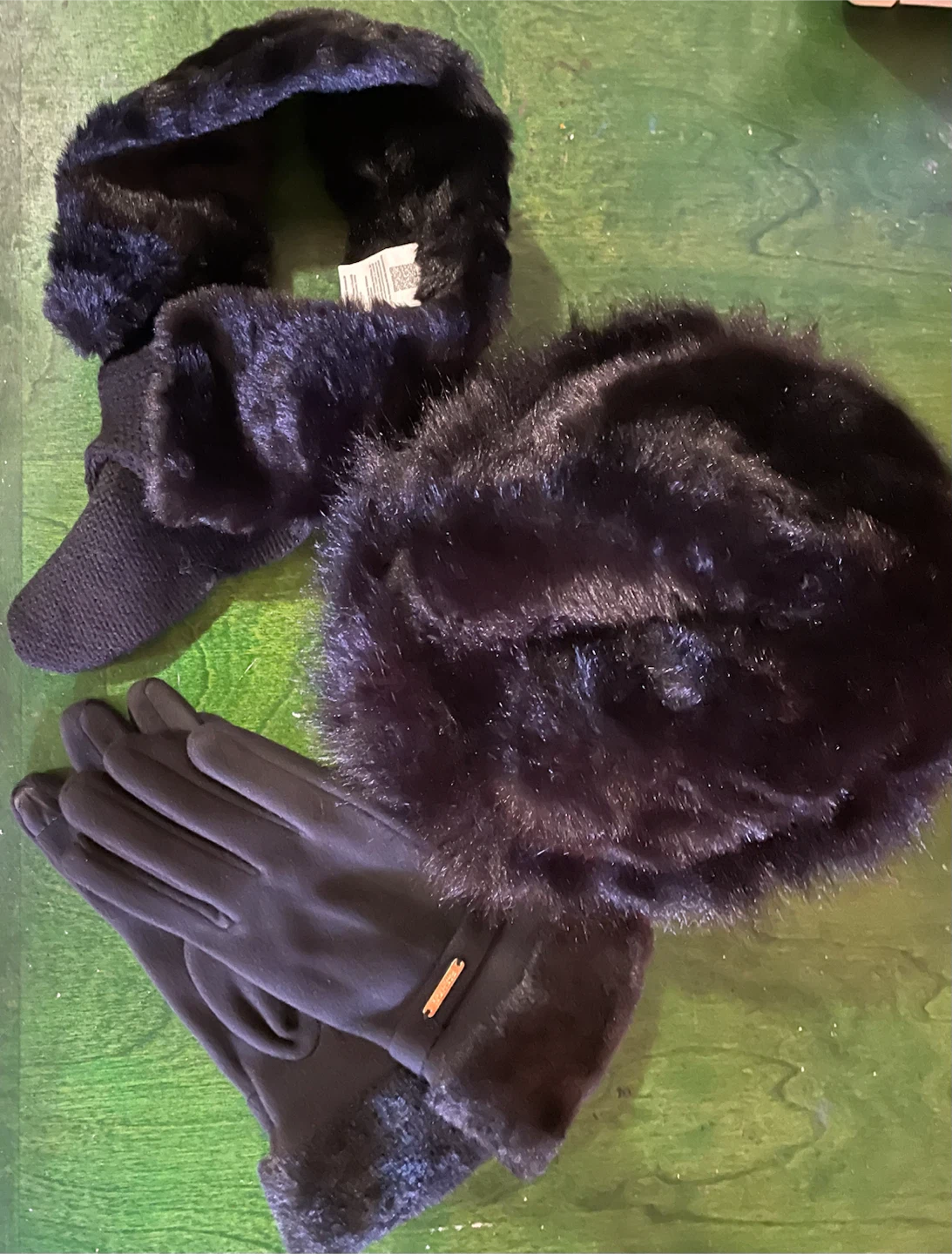 Black Faux Fur Winter Accessories Set