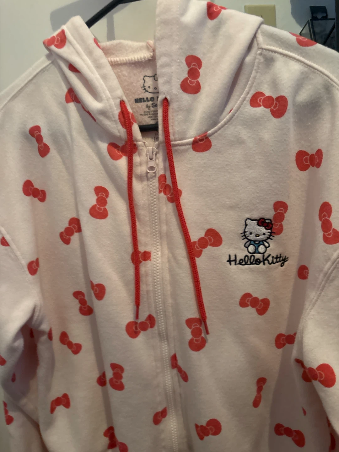 Hello Kitty Zip-Up Hoodie Mediumm - photo 2