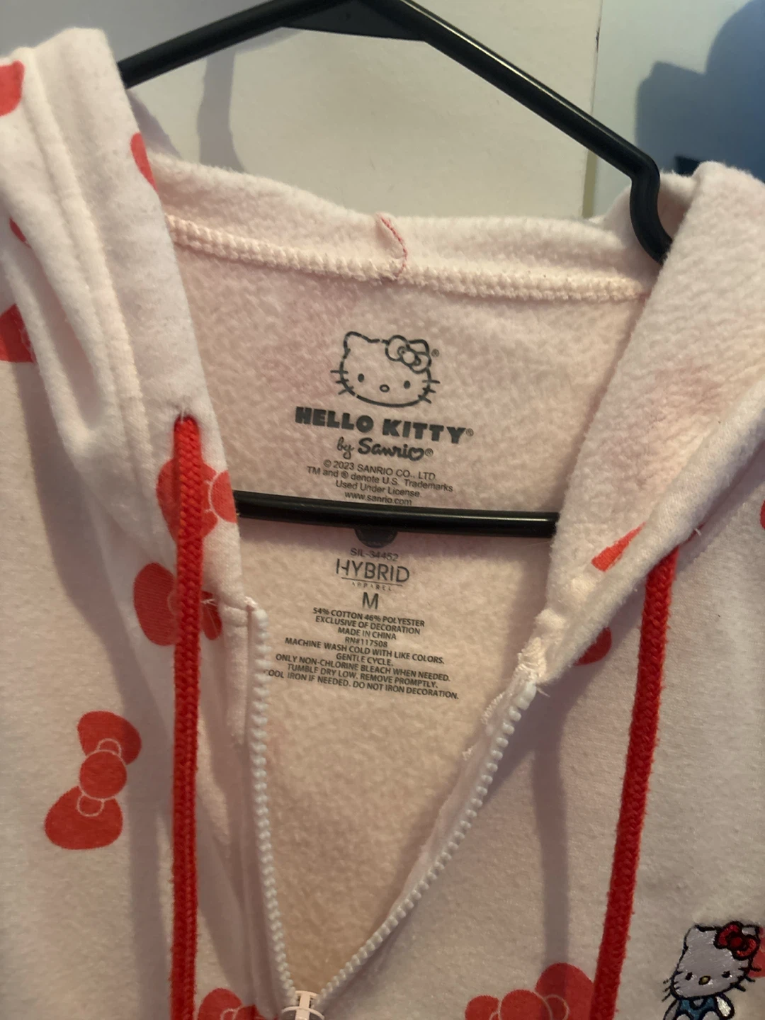 Hello Kitty Zip-Up Hoodie Mediumm - photo 3