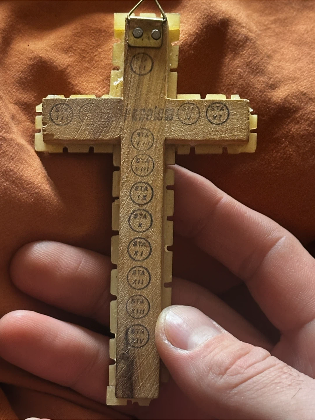 Vintage Jerusalem Olive Wood & Mother-of-Pearl Crucifix - photo 5